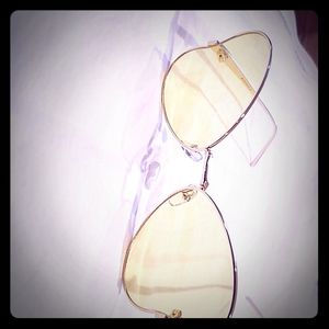 Fashion  sunglasses.  New no tag.